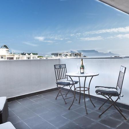 Modern With Ocean Views 105 Eden On The Bay, Blouberg, Cape Town Apartment Exterior photo